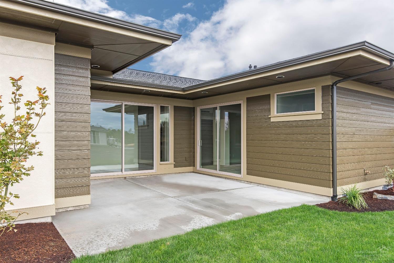720 Northwest Rimrock Drive Redmond, OR 97756 - Photo 22 of 25 Additional Photo