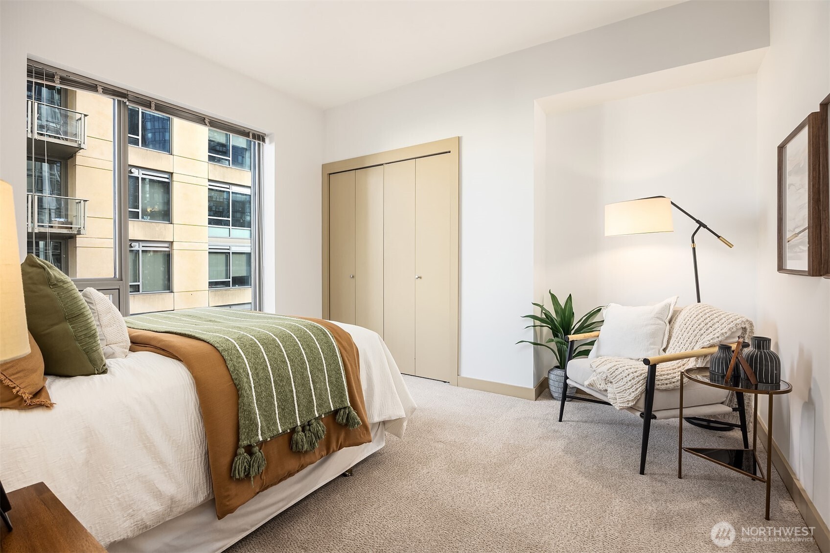 900 Lenora Street, Unit W700 Seattle, WA 98121 - Photo 21 of 39