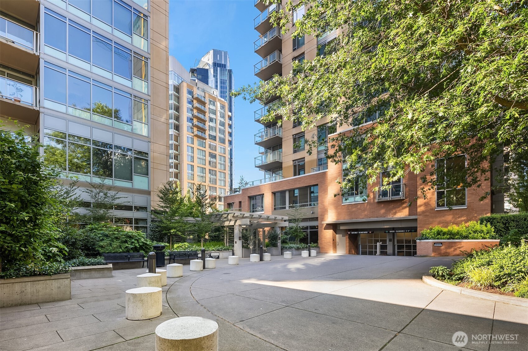 900 Lenora Street, Unit W700 Seattle, WA 98121 - Photo 28 of 39