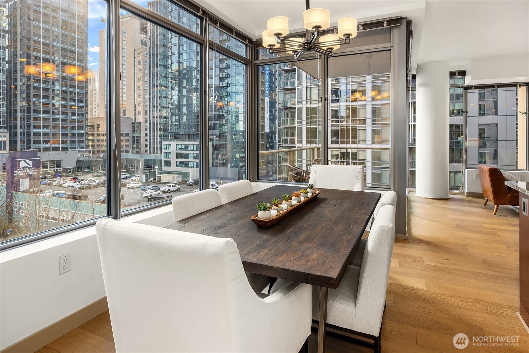 900 Lenora Street, Unit W700 Seattle, WA 98121 - Photo 9 of 39