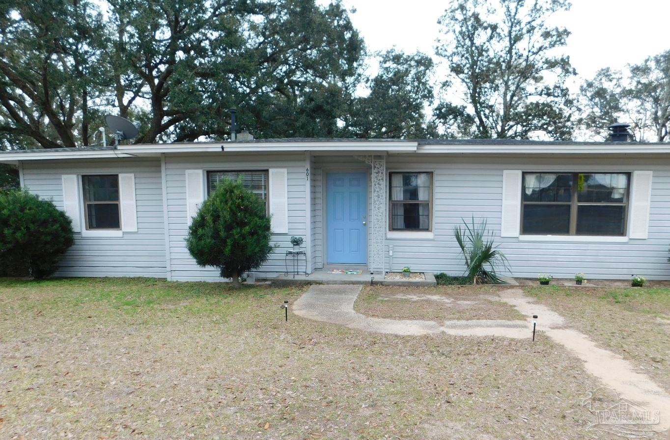 601 Pelham Road Pensacola, FL 32507 - Photo 5 of 50