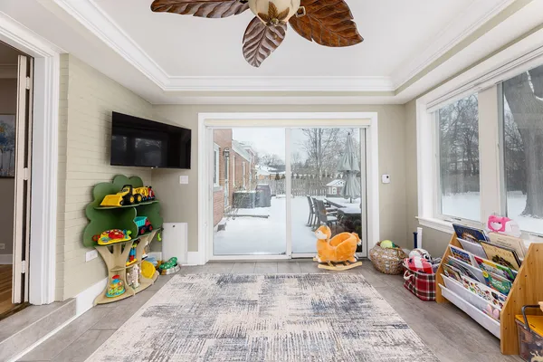 $795,000 | 259 Cornell Avenue, Des Plaines, IL 60016