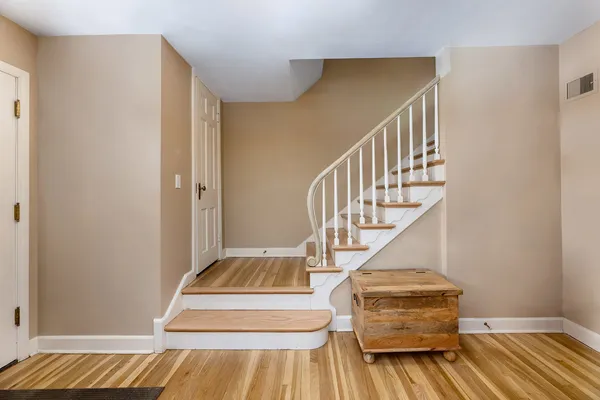 $795,000 | 259 Cornell Avenue, Des Plaines, IL 60016