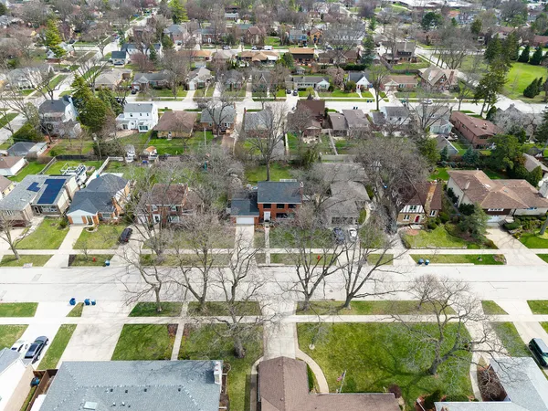 $795,000 | 259 Cornell Avenue, Des Plaines, IL 60016