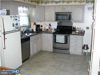 126 Woodstream Road Boothwyn, PA 19061 - Photo 8 of 12 Kitchen