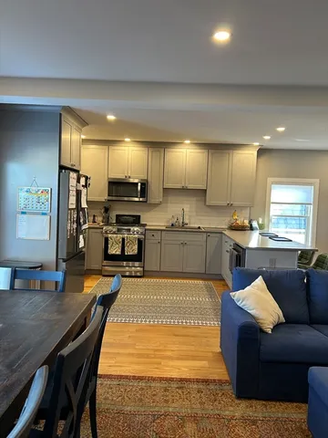 $6,200 | 319 Washington Street, Unit 3, Somerville, MA 02143