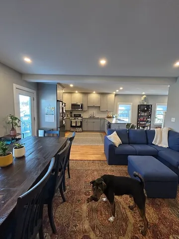 $6,200 | 319 Washington Street, Unit 3, Somerville, MA 02143