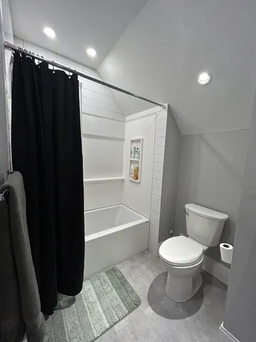 $6,200 | 319 Washington Street, Unit 3, Somerville, MA 02143