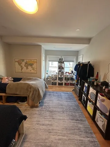 $6,000 | 319 Washington Street, Unit 3, Somerville, MA 02143