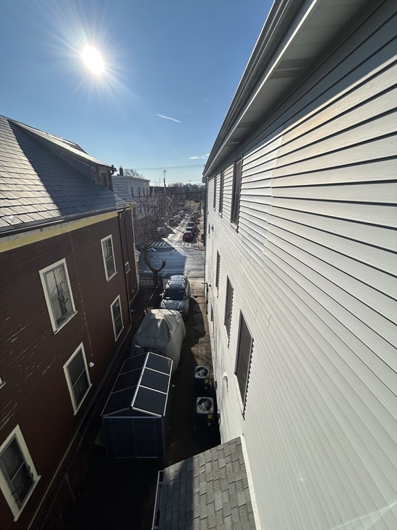 319 Washington Street, Unit 3 Somerville, MA 02143 - Photo 38 of 40