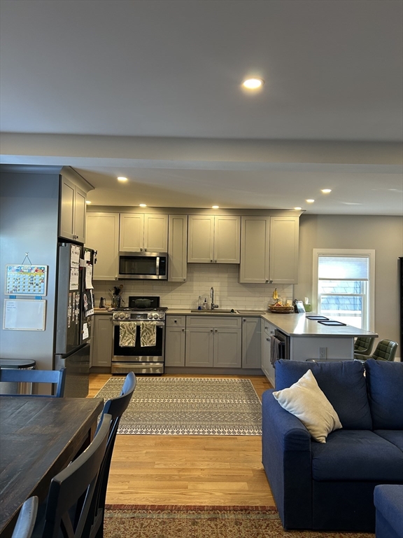 319 Washington Street, Unit 3 Somerville, MA 02143 - Photo 4 of 40