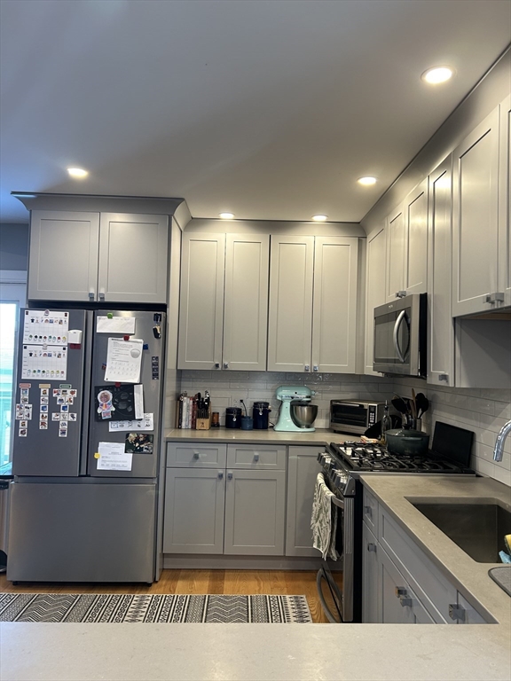 319 Washington Street, Unit 3 Somerville, MA 02143 - Photo 8 of 40