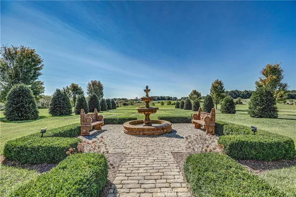 $3,200,000 | 2644 Highway 81 Jonesborough Outside Area (outside Ca) Tn 37659, Jonesborough, TN 37659