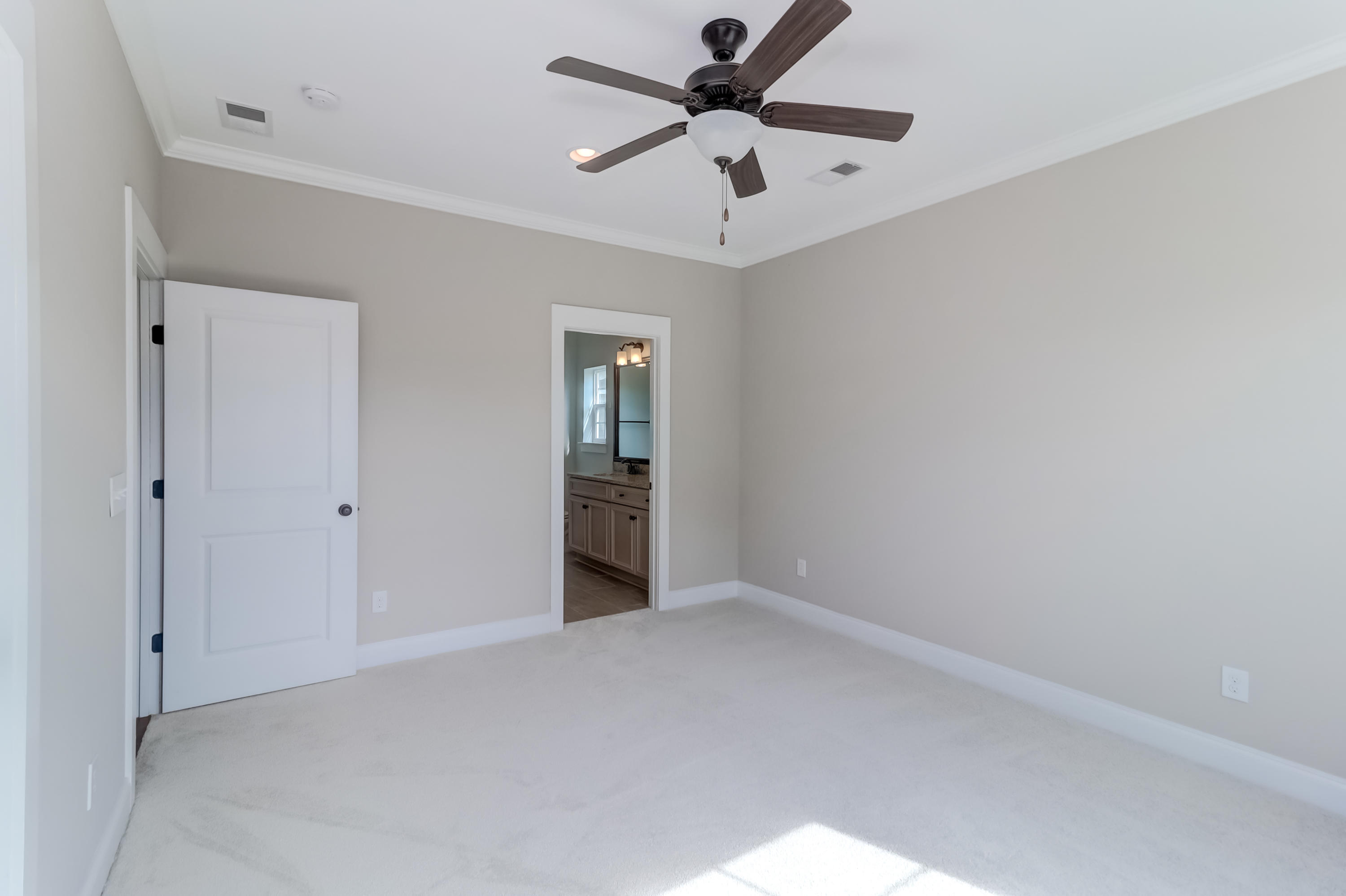 165 Slipper Shell Court Mount Pleasant, SC 29464 - Photo 22 of 38 165 Slipper Shell (57)