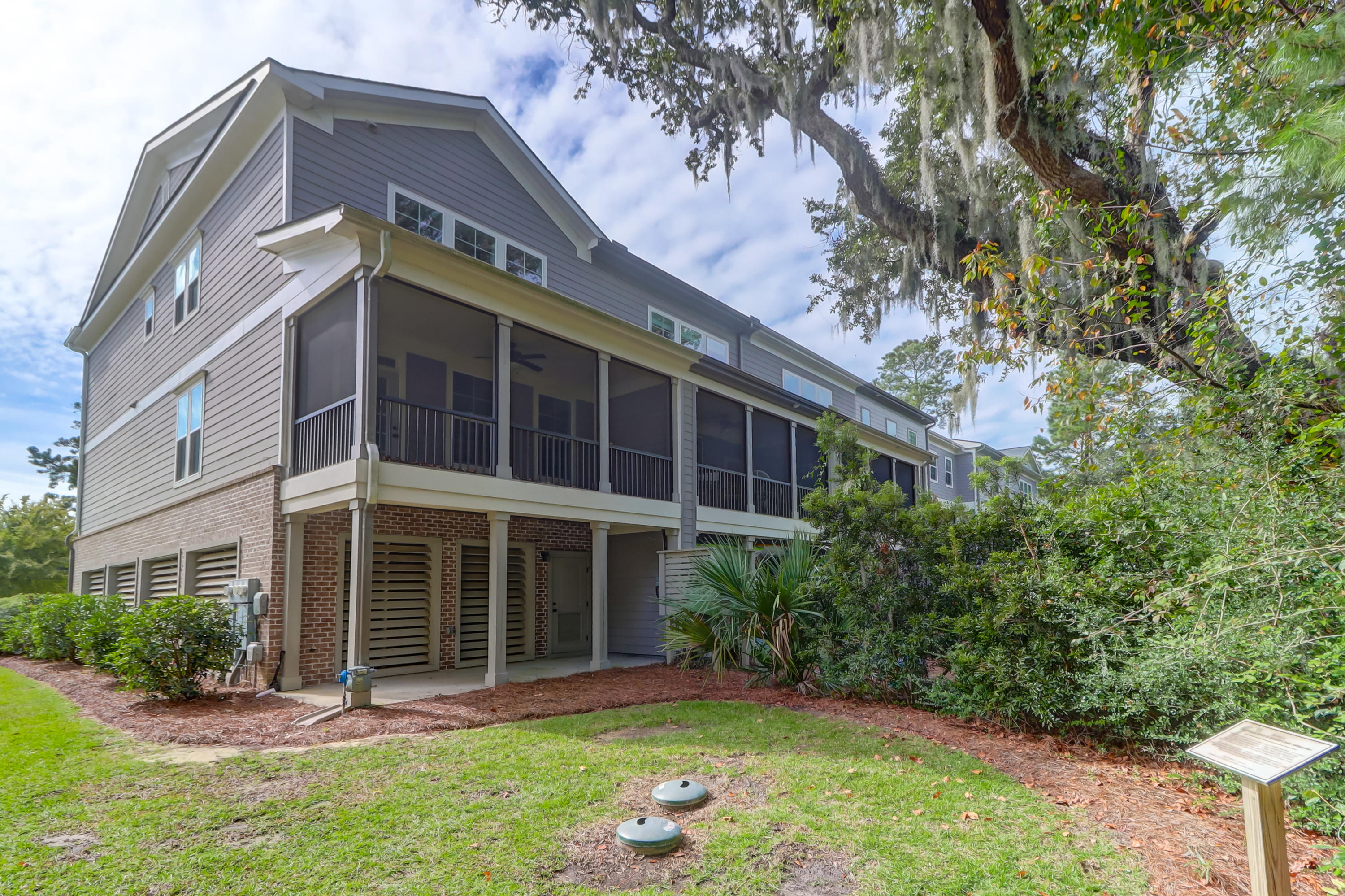 165 Slipper Shell Court Mount Pleasant, SC 29464 - Photo 33 of 38 165 Slipper Shell (6)