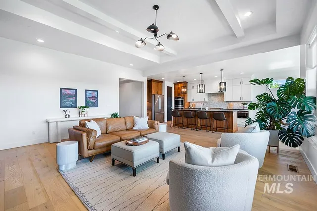 $839,900 | 8059 West Corinthia Street, Eagle, ID 83616