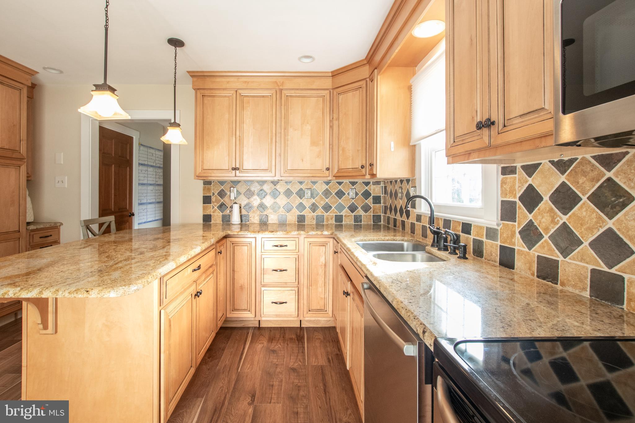 3294 South Manor Road Coatesville, PA 19320 - Photo 17 of 41 Kitchen
