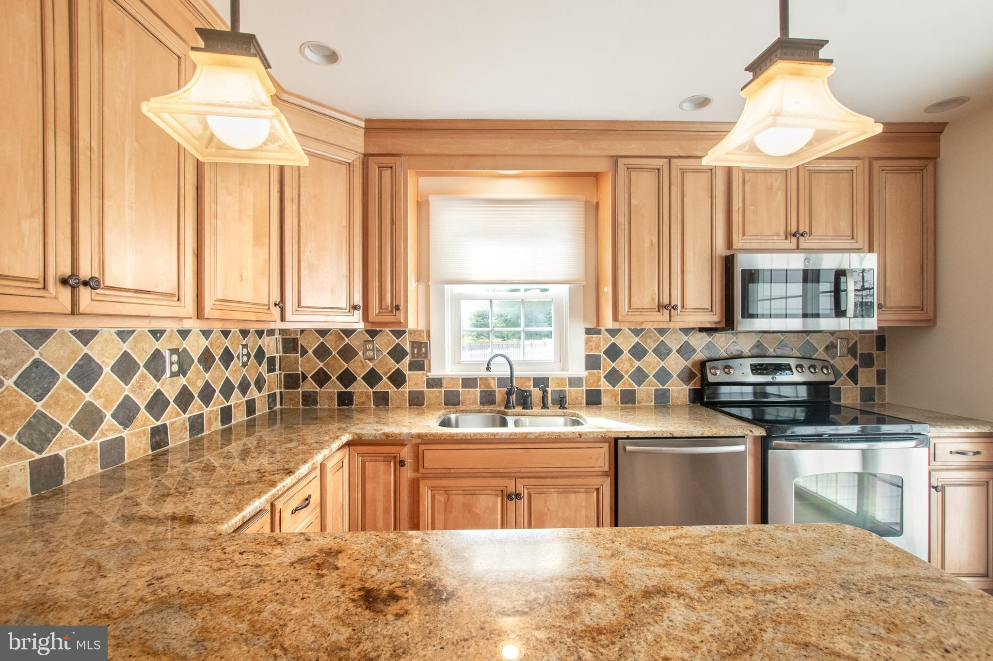 3294 South Manor Road Coatesville, PA 19320 - Photo 18 of 41 Kitchen