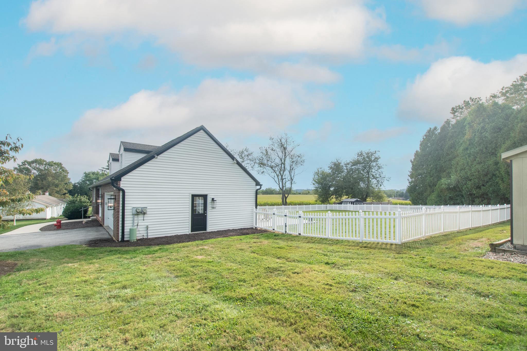 3294 South Manor Road Coatesville, PA 19320 - Photo 5 of 41 Side of home