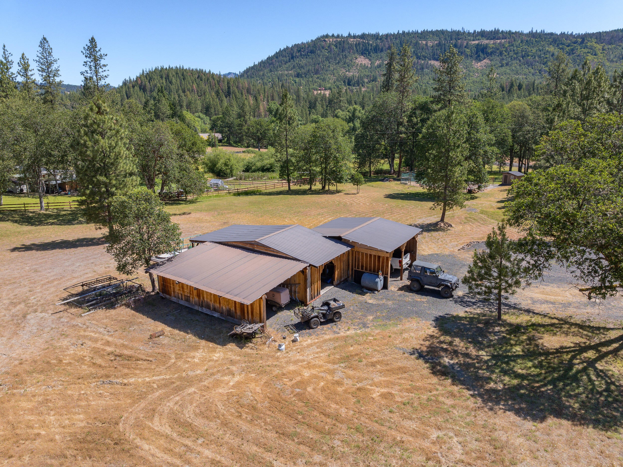 6635 Crowfoot Road Trail, OR 97541 - Photo 59 of 70 additional parking