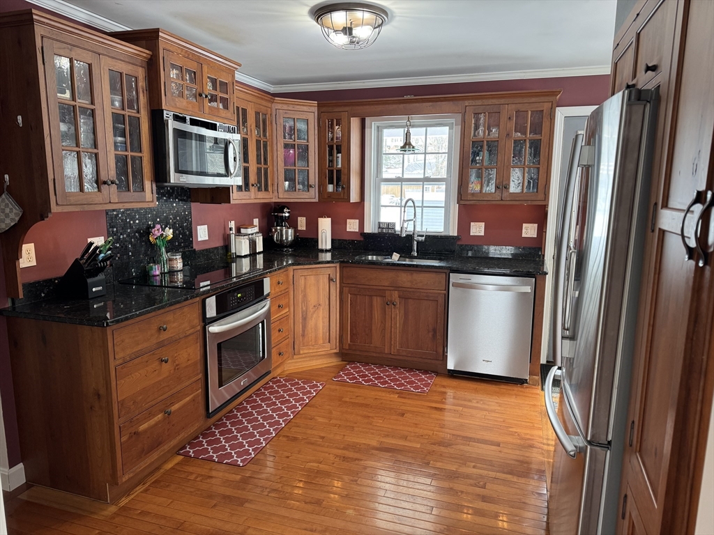 31 Strowbridge Road Northfield, MA 01360 - Photo 9 of 35