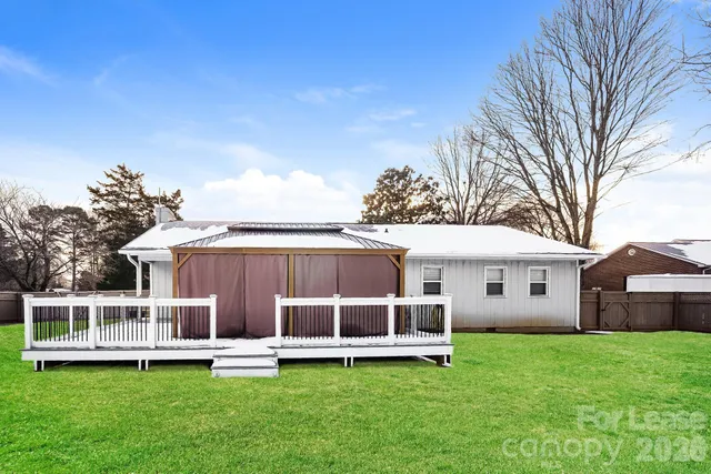 $2,155 | 305 Camelot Drive, Statesville, NC 28625