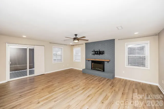 $2,155 | 305 Camelot Drive, Statesville, NC 28625