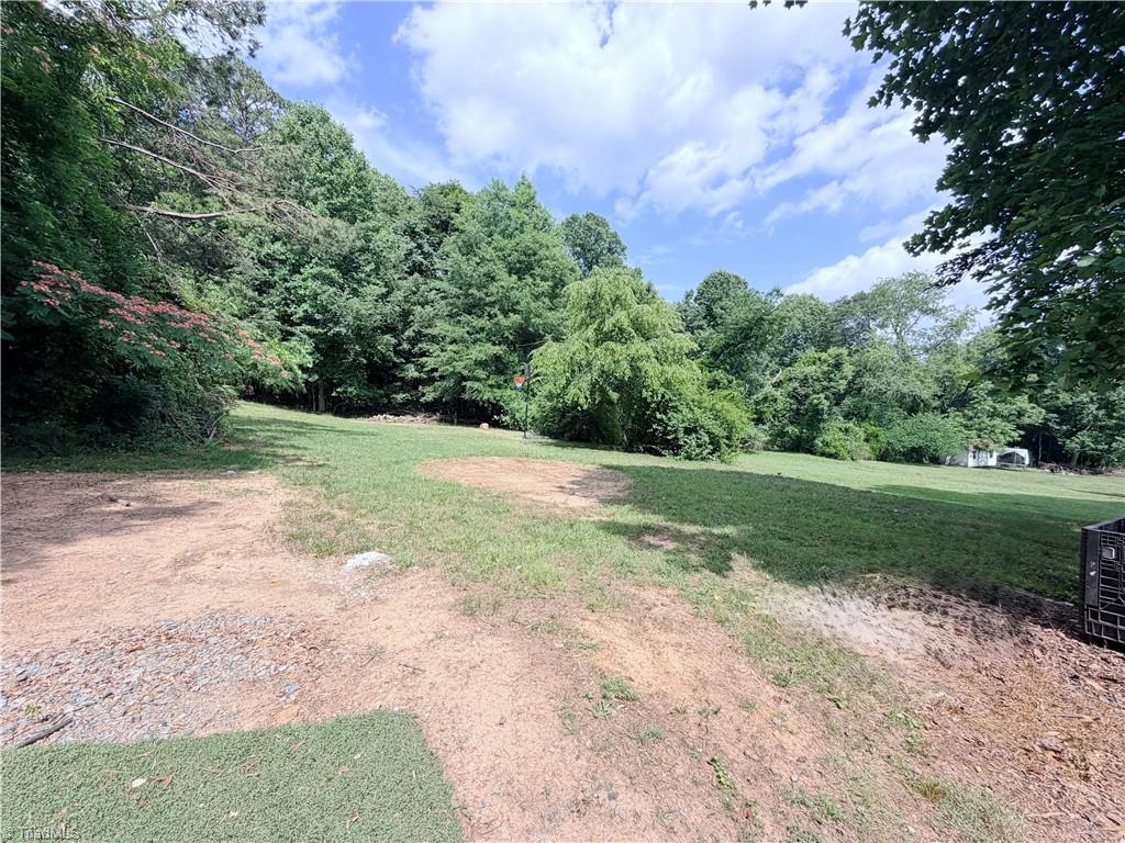 1390 Cb Eller School Road Elkin, NC 28621 - Photo 28 of 33