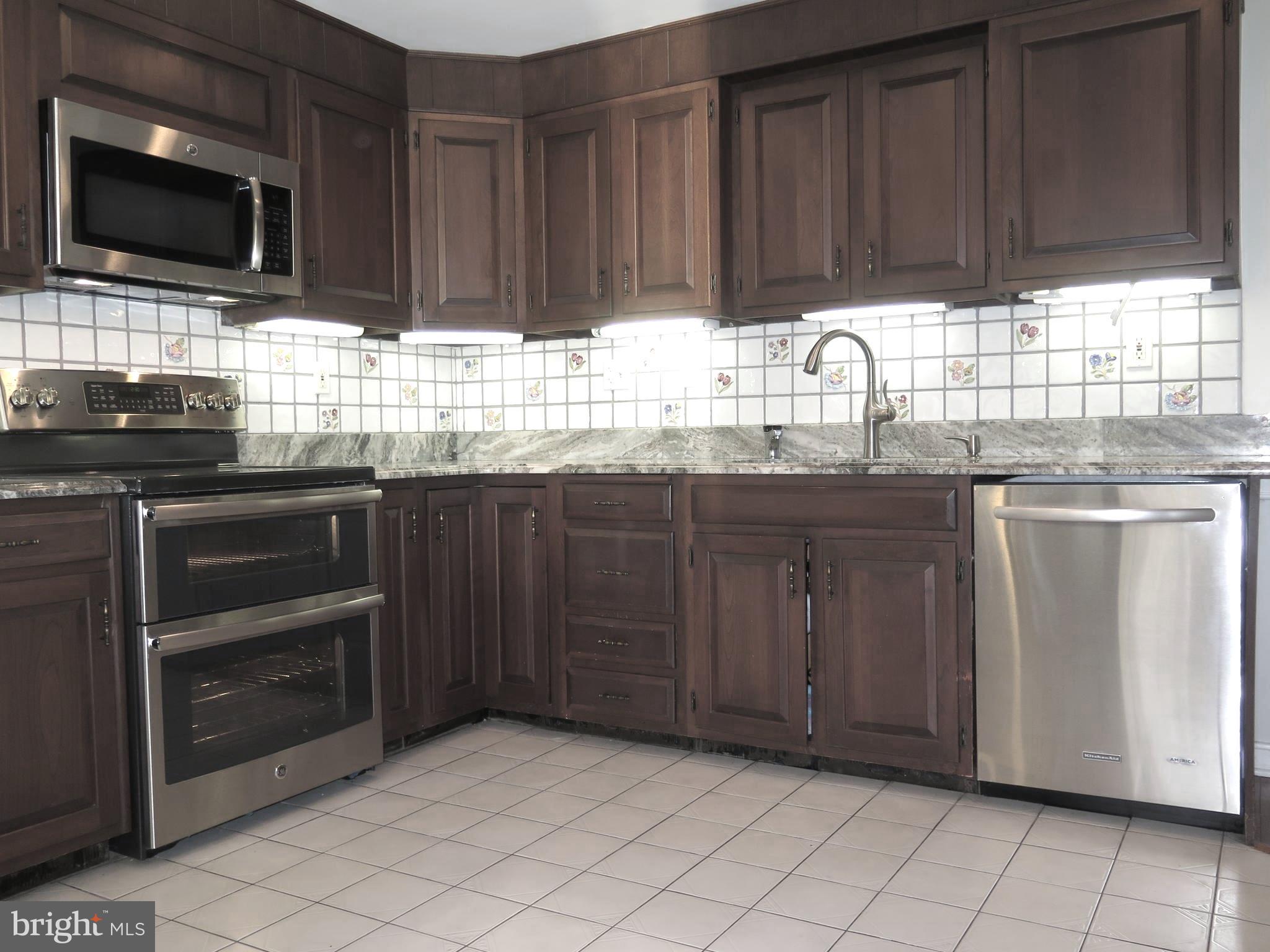 376 Mt Alverno Road Media, PA 19063 - Photo 18 of 50 Kitchen - Stainless Steel Appliances