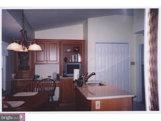 366 Hilltop Road Paoli, PA 19301 - Photo 4 of 6
