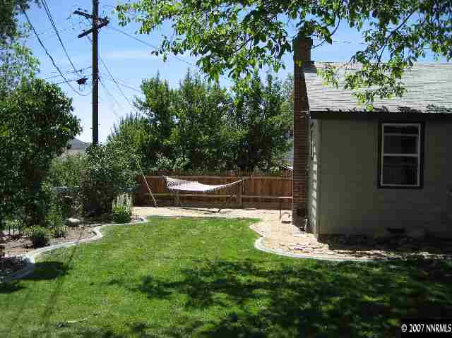 950 Williams Avenue Reno, NV 89503 - Photo 9 of 9 a view of a backyard