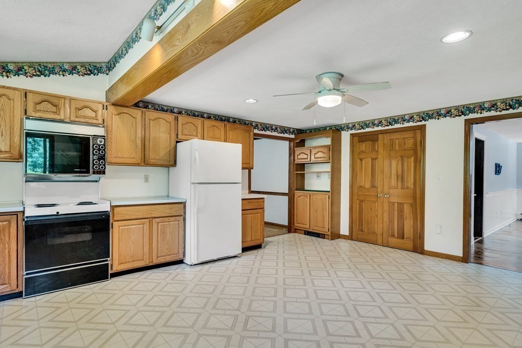 7 Dascomb Road Andover, MA 01810 - Photo 11 of 41 Gallery Image 11