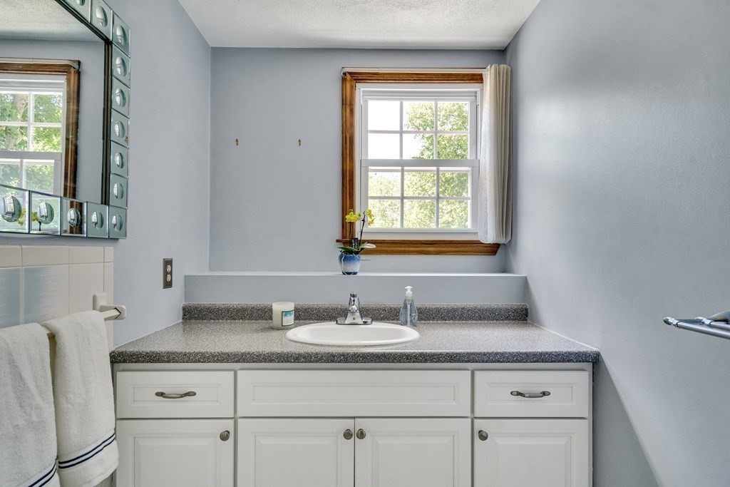 7 Dascomb Road Andover, MA 01810 - Photo 30 of 41 Gallery Image 30
