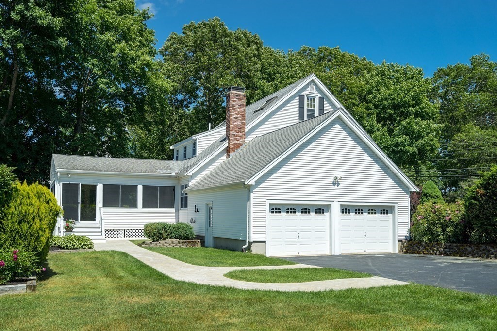 7 Dascomb Road Andover, MA 01810 - Photo 3 of 41 Gallery Image 3