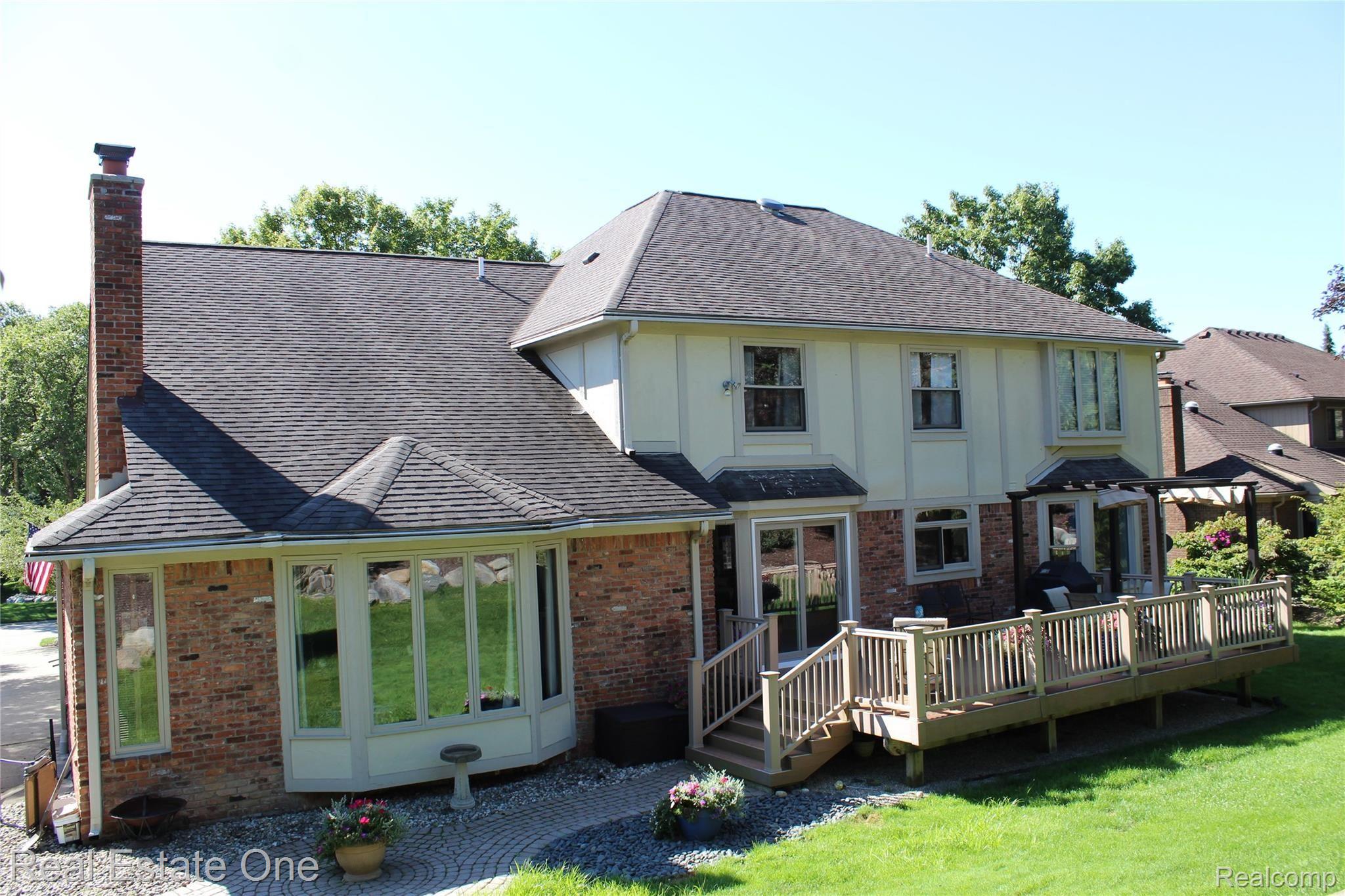 3316 Summit Ridge Drive Rochester, MI 48306 - Photo 5 of 61 5.JPG