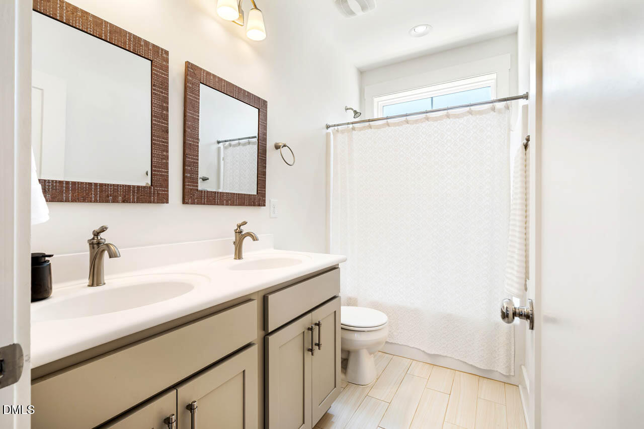 20 Cardinal Ridge Road Chapel Hill, NC 27516 - Photo 36 of 77 Guest Bathroom