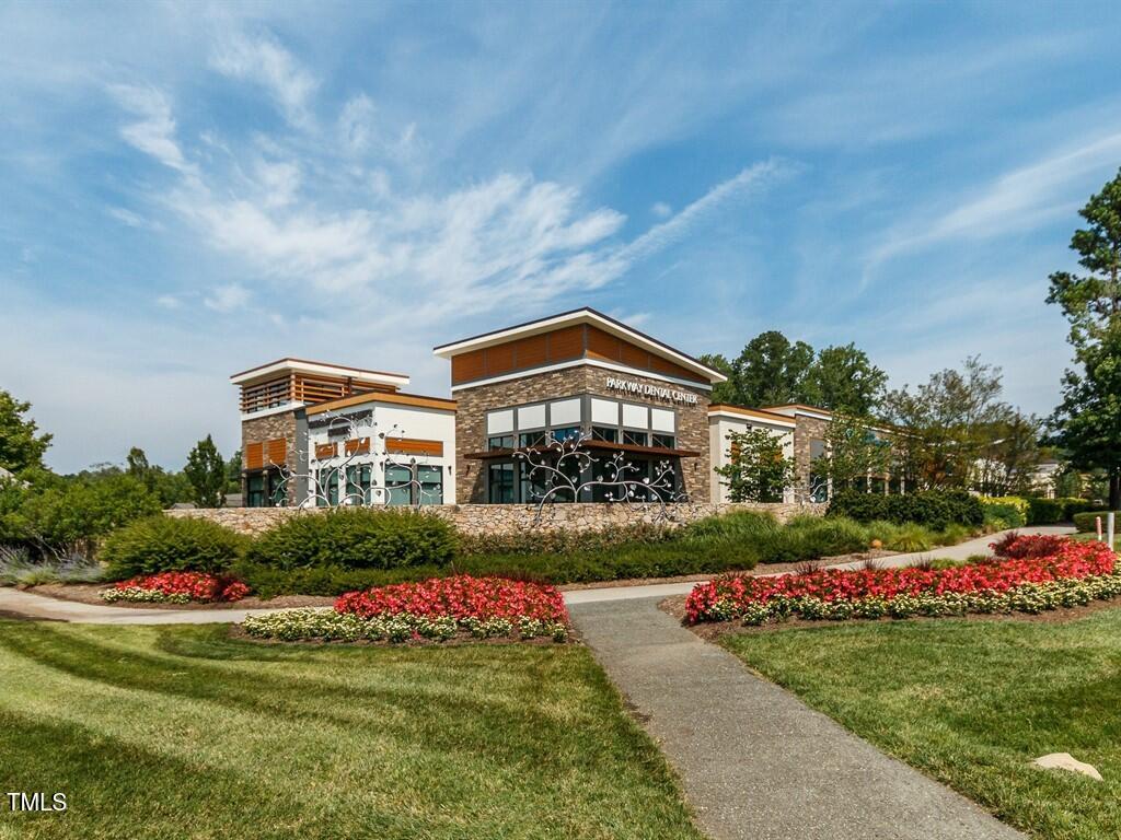 20 Cardinal Ridge Road Chapel Hill, NC 27516 - Photo 73 of 77 Restaurants & Shopping