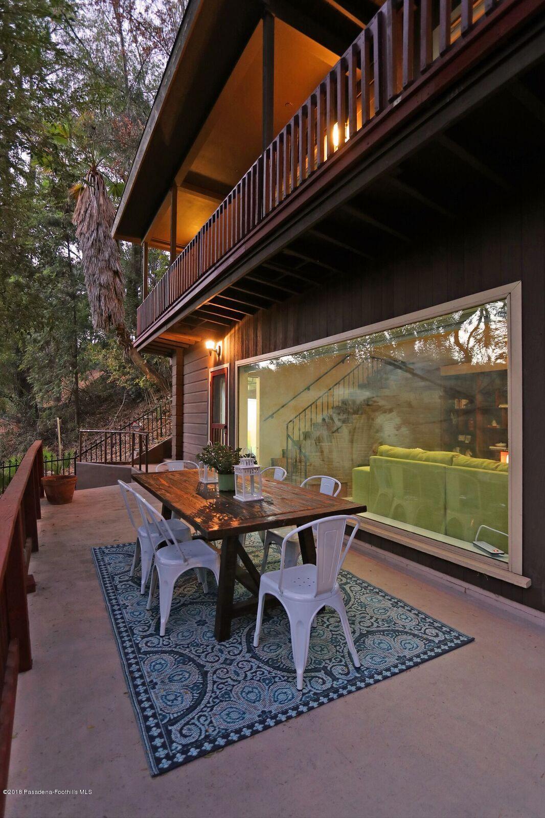 65 North Arroyo Boulevard Pasadena, CA 91105 - Photo 18 of 30 24