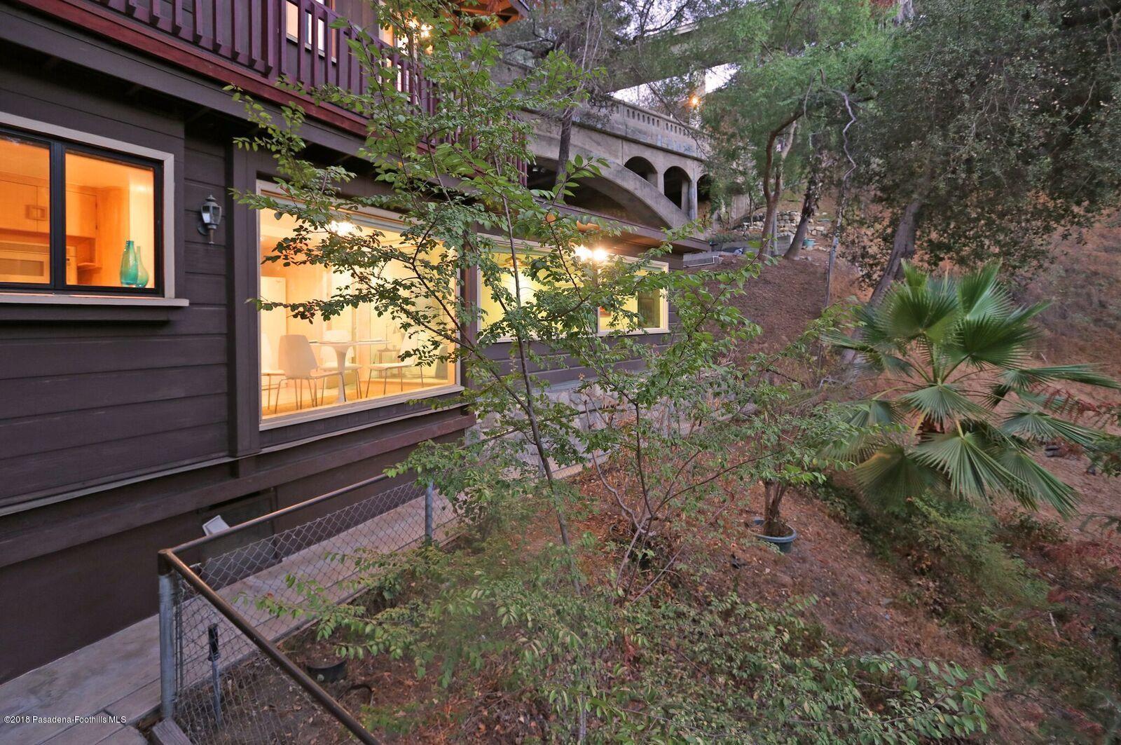 65 North Arroyo Boulevard Pasadena, CA 91105 - Photo 25 of 30 27