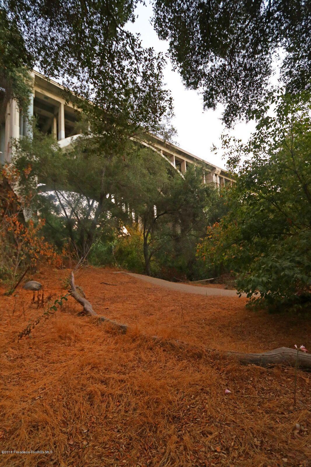 65 North Arroyo Boulevard Pasadena, CA 91105 - Photo 28 of 30 31