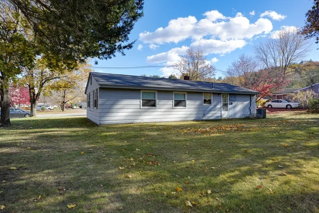$469,900 | 6 Durant Avenue, Maynard, MA 01754