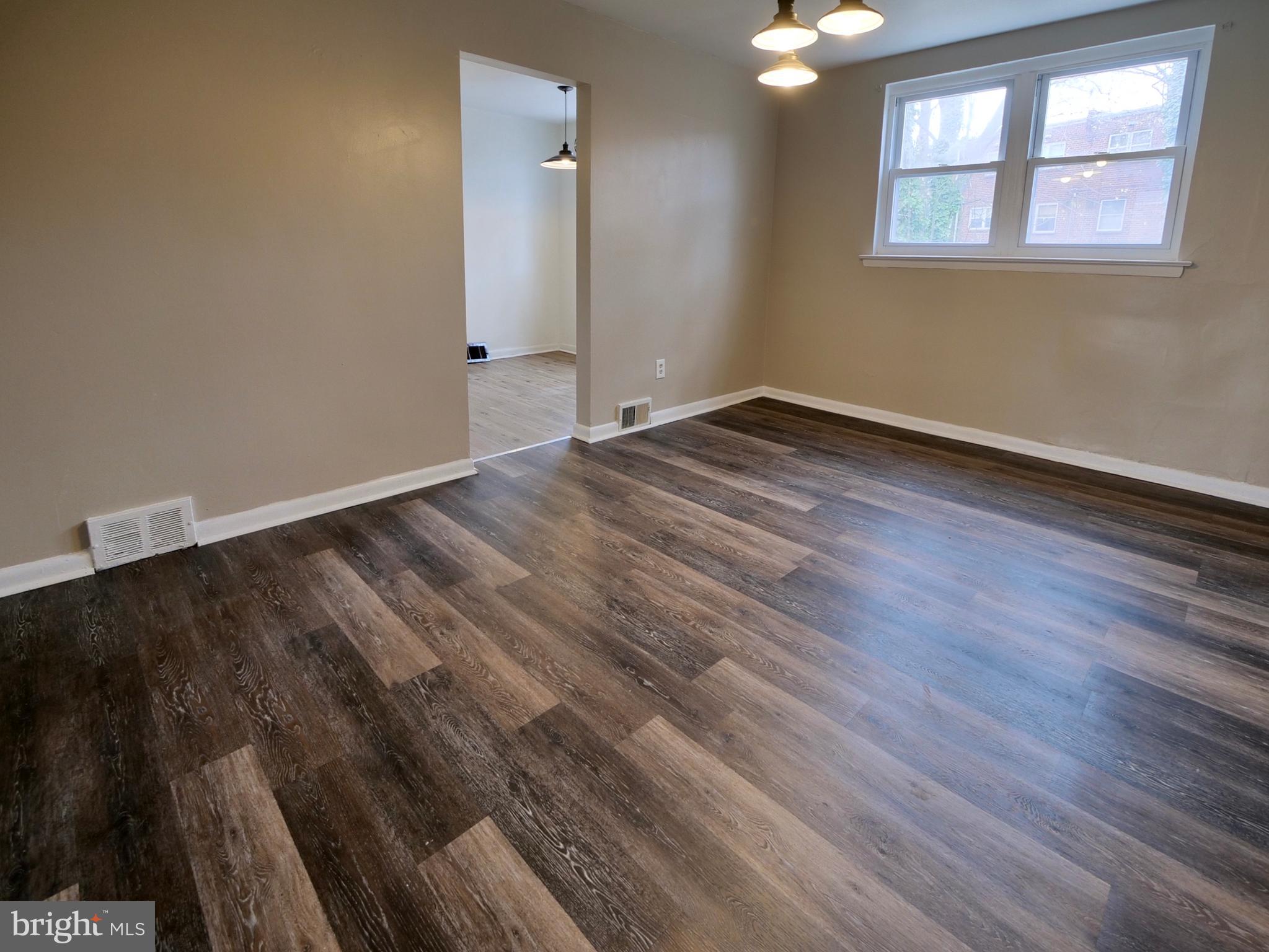1613 Powell Road Brookhaven, PA 19015 - Photo 4 of 40