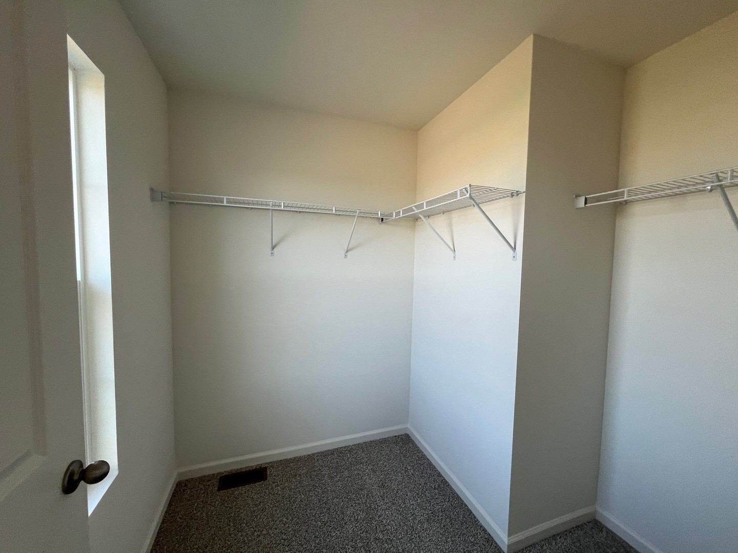 1484 Sequoia Way Pingree Grove, IL 60140 - Photo 12 of 53