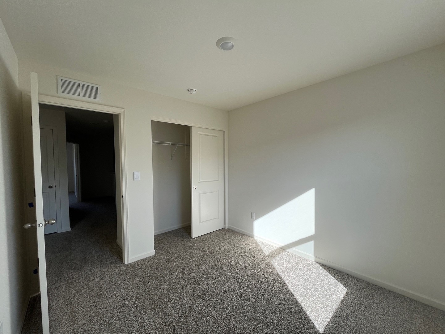 1484 Sequoia Way Pingree Grove, IL 60140 - Photo 17 of 53