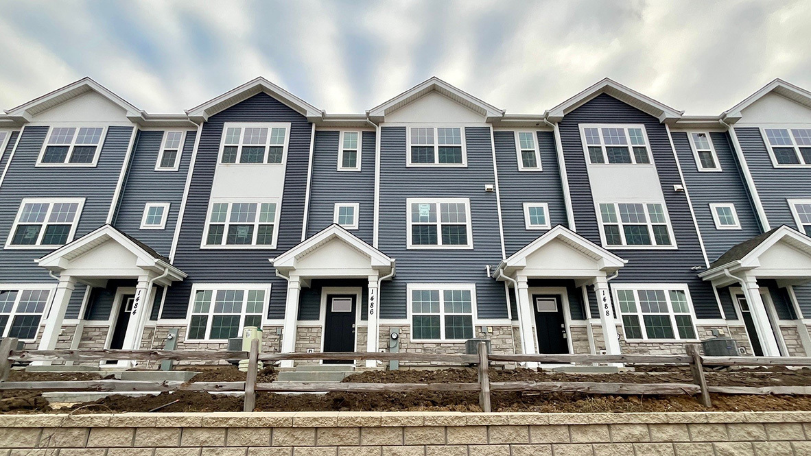 1484 Sequoia Way Pingree Grove, IL 60140 - Photo 2 of 53