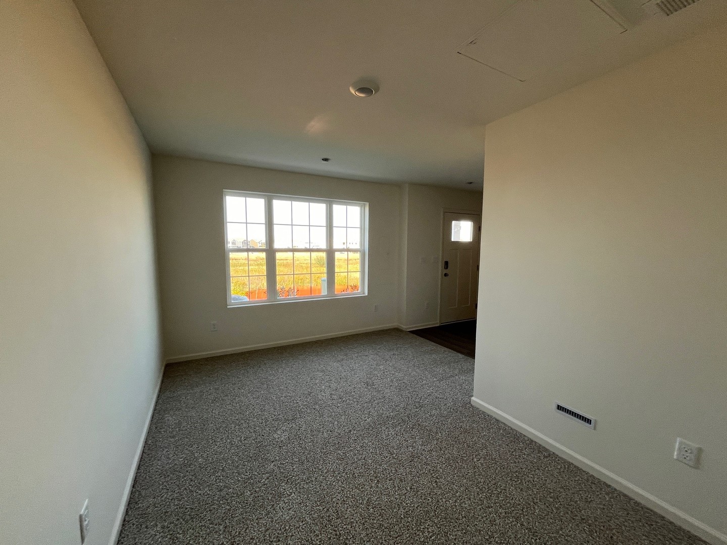 1484 Sequoia Way Pingree Grove, IL 60140 - Photo 3 of 53