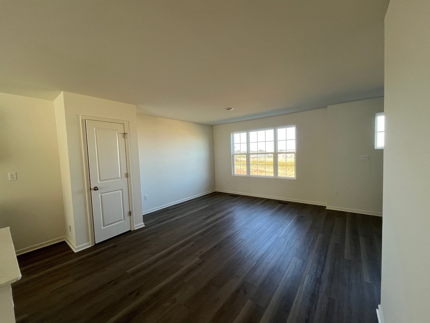 1484 Sequoia Way Pingree Grove, IL 60140 - Photo 4 of 53