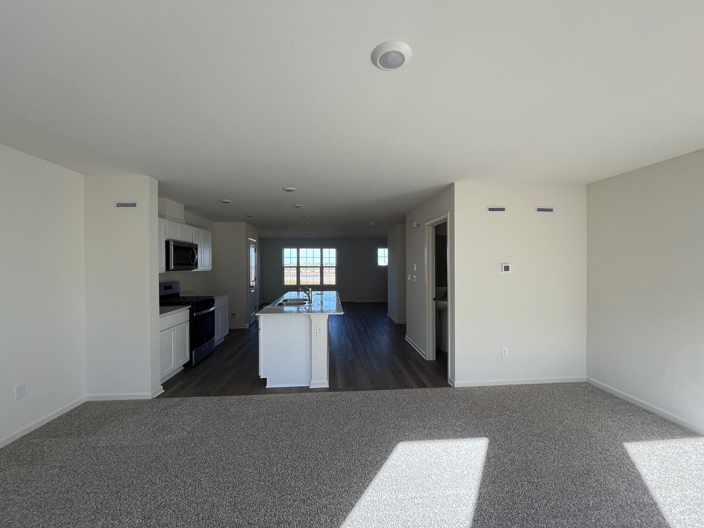 1484 Sequoia Way Pingree Grove, IL 60140 - Photo 8 of 53