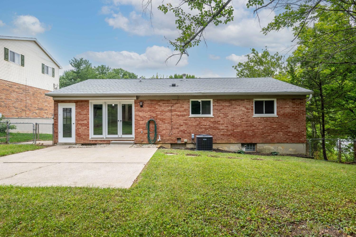 9024 Zoellner Road Cincinnati, OH 45251 - Photo 42 of 47 Gallery Image 42