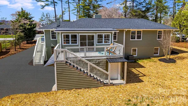 $549,900 | 107 Balsam Road, Hendersonville, NC 28792